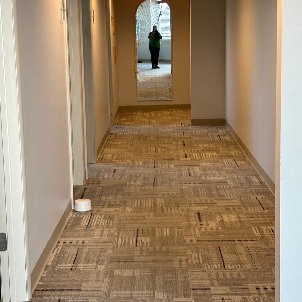 Hallway & floors