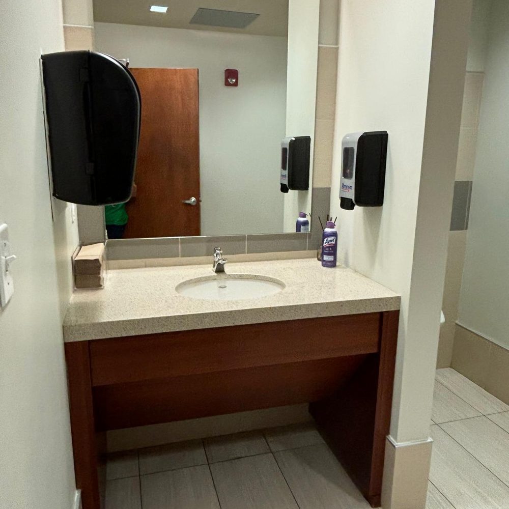 Restroom vanity
