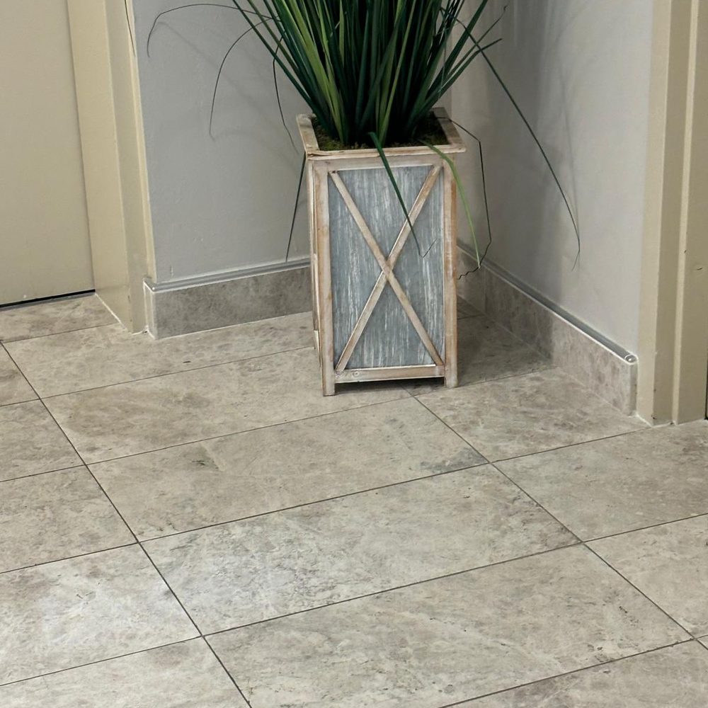 Reception detail